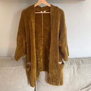 Anthropologie Moth Sweater, Size XS (oversized).